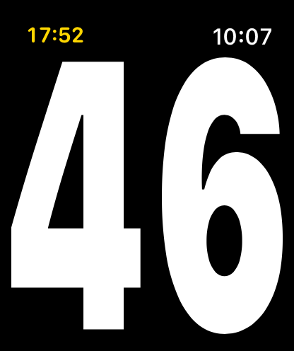 Swimming: the number 46 fills the whole screen, with the elapsed time small in the corner